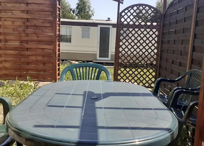 U Christiana אתר קמפינג גנייווינו